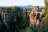 Sachsen: Nationalpark, Überblick, Felsen, Brücke, Horizont, malerisch