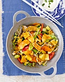 Expresskochen, Curry-Huhn mit Ananas