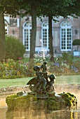 Schwetzingen: Schlossgarten, Wasserspiel, Figuren