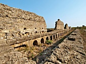 Aspendos: Stadtmauer, Überreste 
