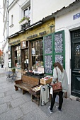 Shakespeare and Company Shop Paris