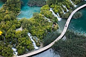 Kroatien: Nationalpark Plitvicer See Holzsteg, Vogelperspektive