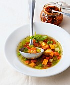 Express cooking: amaranth soup with smoked tofu