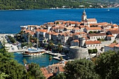 Kroatien: Kocula, Blick auf Altstadt Hafen