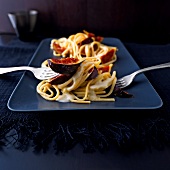 Dinner for Two, Linguine mit Feigen in pfeffriger Roquefortcreme