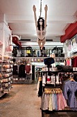 New York: American Apparel in Mid Town
