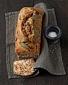 Brot,  Belugalinsenbrot mit Salbei