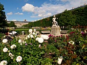 Paris: Jardin du Palais Royal, Marmorhirte