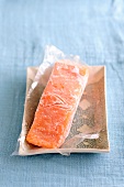 Close-up of salmon fillet on plate, low GI diet food