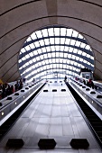 London, Canary Wharf, Tube Station, Rolltreppe