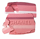 Rouge, lose, zerbröselt, rot, Chanel "Blush Horizon"