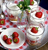 Kochkurs, Erdbeer-Trifle im Glas