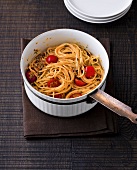 20 Min. vegetarisch, Spaghetti mit Tomaten-Pesto