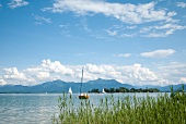 Chiemgau, Bayern, Alpen, Gstadt, Fraueninsel, Blick auf Chiemsee