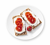 Bild-Diät, Vollkornknäckebrot mit Frischkäse und Tomaten