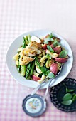 Fruity nut salad with chicken and vegetables