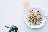 Abnehmen, Möhren-Gurken-Salat mit Walnusscreme