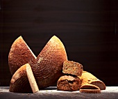 Different hesse breads and pieces on wood