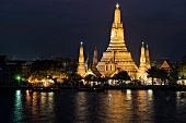Thailand: Bangkok, Blick auf Wat Aru Cn, Wahrzeichen, Chao Phraya