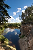 Lettland, Erglu Klintis, Adlerfelsen am Gauja Fluss bei Cesis