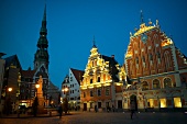 Lettland, Riga, Schwarzhäuptnerhaus, Rathausplatz, Dom, 