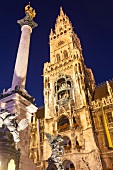 Deutschland, München, Marienplatz mit dem Rathaus 