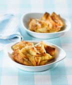 Bread-and-butter pudding in bowls