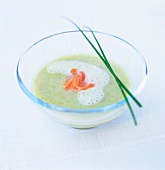 Pea soup with smoked salmon
