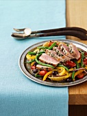 Tuna with capers and vegetables