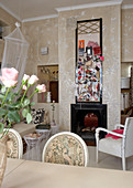 Living-dining room in modern antique style