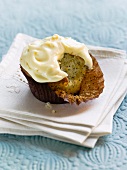 Cupcake with carrot and orange cream
