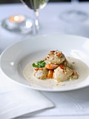 Scallops with cream sauce