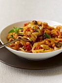 Tagliatelle with tomatoes, prawns and olives