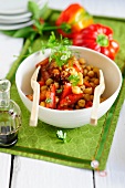 Chickpea salad with pepper and coriander