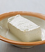 Tofu in Schüssel