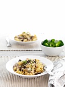Pasta with chicken and mushrooms (for diabetics)