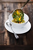 Vegetable soup with ground elder