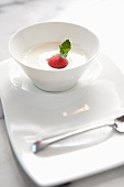 Sahnesuppe mit Obst (China)