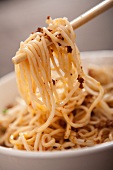 Fried noodles with minced meat