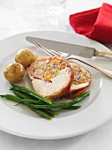 Chicken roulade with apricots and pistachios
