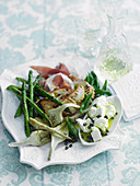 Artichoke salad with asparagus and Prosciutto