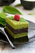Grüner Tee-Kuchen mit Azukibohnenfüllung