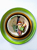 Rohe Sardine mit Zwiebeln und Koriandergrün