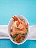 Fried salmon with prawns and vegetables