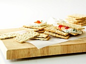 Crackers with herb cream cheese