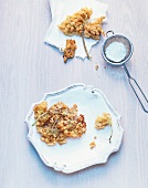 Fried elderflowers with icing sugar