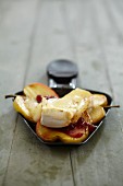 Pear raclette with Camembert