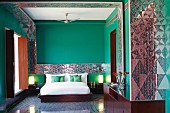 Devi Ratn Hotel - Grünes Zimmer mit Doppelbett