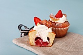 Erdbeer-Sahne-Cupcakes