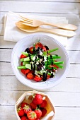 Strawberry and fennel salad with black olives and balsamic vinegar